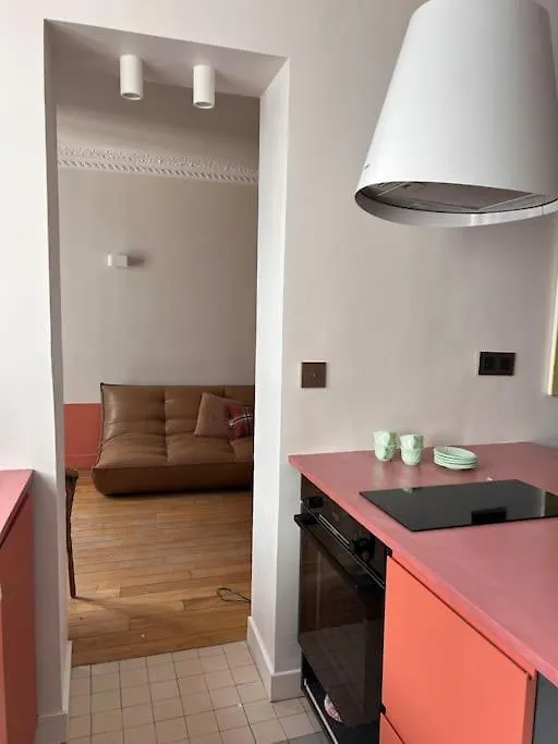 Un Fabuleux Decor Pour Un Chaleureux Appartement Paris 0*,  Fransa